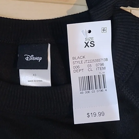 Disney women's XS black Mickey Mouse sweater - Picture 2 of 5